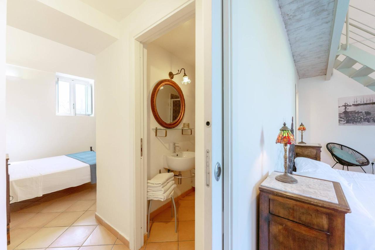 Palazzo Attila - Gioia Apartments Procida Exterior foto