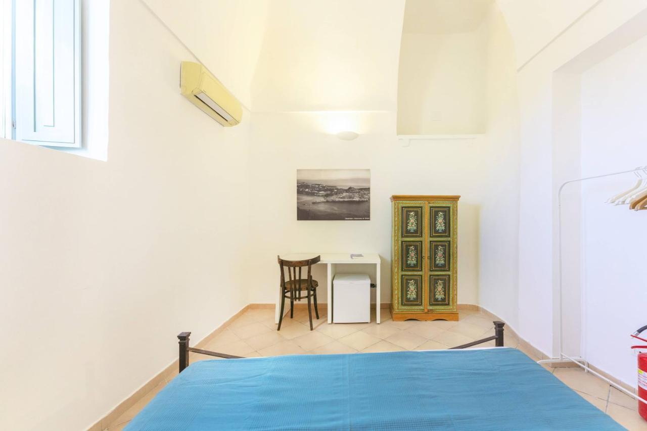Palazzo Attila - Gioia Apartments Procida Exterior foto