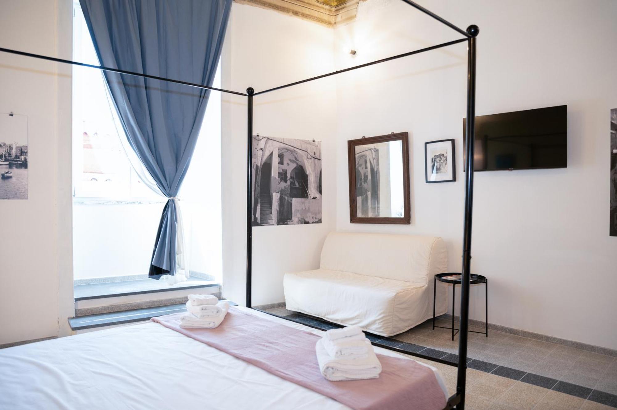 Palazzo Attila - Gioia Apartments Procida Exterior foto