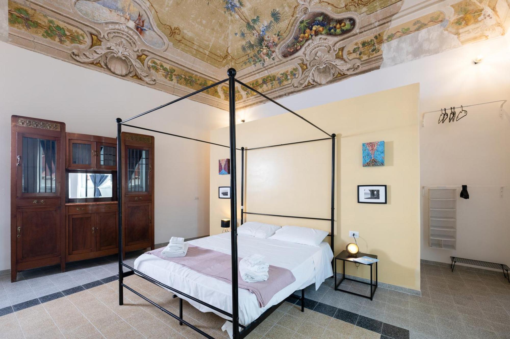 Palazzo Attila - Gioia Apartments Procida Exterior foto
